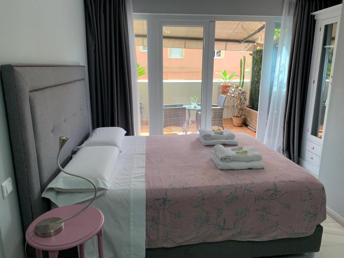 Kentia Rooms Málaga Exteriör bild